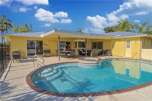 147 Coral Dr, Fort Myers, FL 33905 - Photo 11