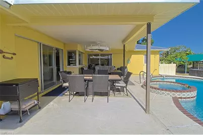 147 Coral Dr, Fort Myers, FL 33905 - Photo 7