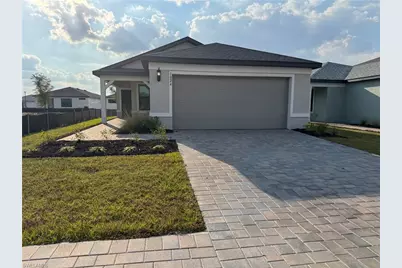1024 Caloosa Breeze Dr, Labelle, FL 33935 - Photo 1
