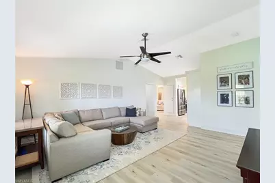 1325 NE 5th Pl, Cape Coral, FL 33909 - Photo 17