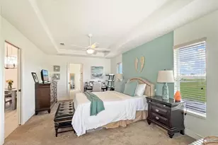 1325 NE 5th Pl, Cape Coral, FL 33909 - Photo 19