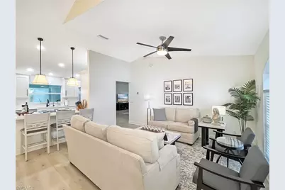1325 NE 5th Pl, Cape Coral, FL 33909 - Photo 9