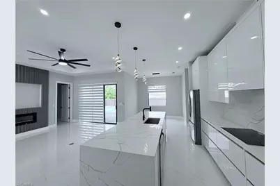 213 Kismet Pkwy E, Cape Coral, FL 33909 - Photo 7