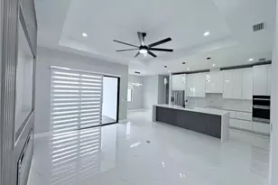 213 Kismet Pkwy E, Cape Coral, FL 33909 - Photo 3