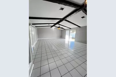 609 SE 23rd Pl #4, Cape Coral, FL 33990 - Photo 3