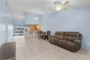 930 SW 37th Ln, Cape Coral, FL 33914 - Photo 17