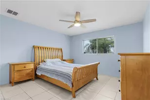 930 SW 37th Ln, Cape Coral, FL 33914 - Photo 25
