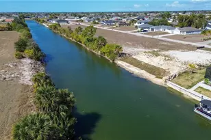 331 NE 25th St, Cape Coral, FL 33909 - Photo 17