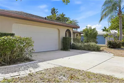 2216 SE 15th Ter, Cape Coral, FL 33990 - Photo 3