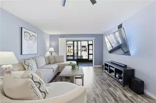 1009 SE 46th Ln, Cape Coral, FL 33904 - Photo 13