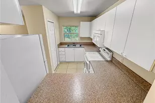 1321 SE 8th Ave, Cape Coral, FL 33990 - Photo 11