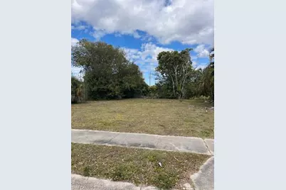 2915 Price Ave, Fort Myers, FL 33916 - Photo 3