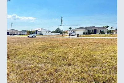 2347 NW 38th Ave, Cape Coral, FL 33993 - Photo 7