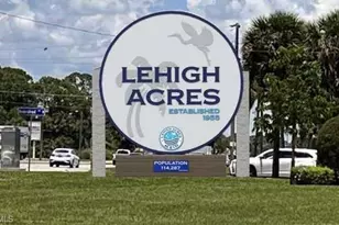 903 Maple Ave N, Lehigh Acres, FL 33972 - Photo 5