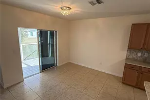 323 SW 19th Ln, Cape Coral, FL 33991 - Photo 9