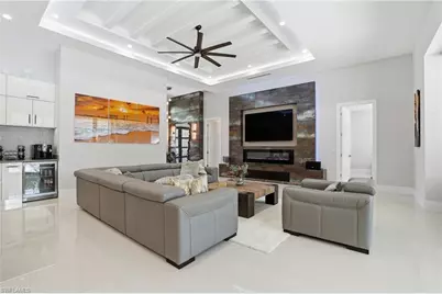 5600 Briarcliff Rd, Fort Myers, FL 33912 - Photo 7