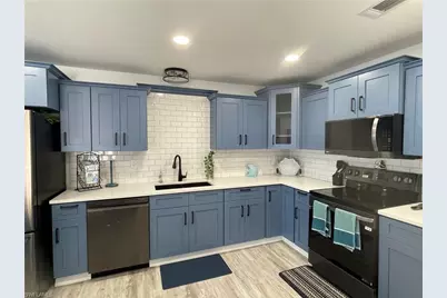 17521 Bryan Ct, Fort Myers Beach, FL 33931 - Photo 5