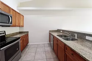 111 SE 2nd Ave, Cape Coral, FL 33990 - Photo 13