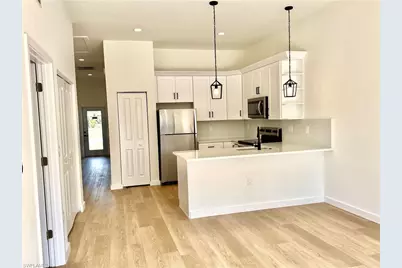 542/544 SE 6th Ter, Cape Coral, FL 33990 - Photo 3