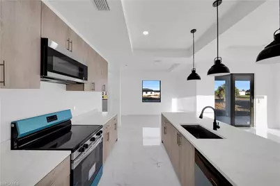 2815 54th St W, Lehigh Acres, FL 33971 - Photo 9