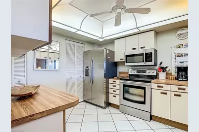 2067 W Lakeview Blvd #9, North Fort Myers, FL 33903 - Photo 3