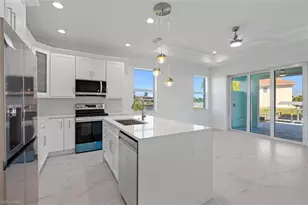 1105 SE 38th St, Cape Coral, FL 33904 - Photo 19