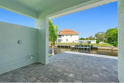 1105 SE 38th St, Cape Coral, FL 33904 - Photo 17