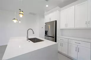 1105 SE 38th St, Cape Coral, FL 33904 - Photo 23