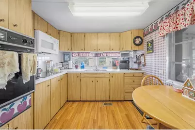 108 Coachlight Ln, North Fort Myers, FL 33917 - Photo 7