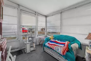 108 Coachlight Ln, North Fort Myers, FL 33917 - Photo 17