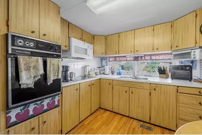 108 Coachlight Ln, North Fort Myers, FL 33917 - Photo 19