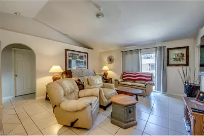 18510 Phlox Dr, Fort Myers, FL 33967 - Photo 5