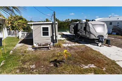 3900 Royal Palm Dr, Saint James City, FL 33956 - Photo 31