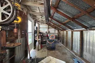 3900 Royal Palm Dr, Saint James City, FL 33956 - Photo 9