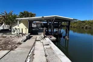 3900 Royal Palm Dr, Saint James City, FL 33956 - Photo 7