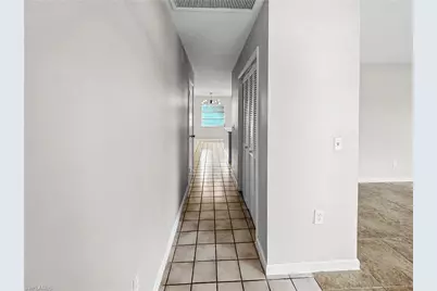 206 SE 46th Ter, Cape Coral, FL 33904 - Photo 5