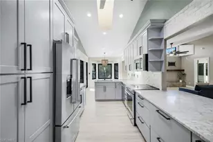 7239 Hendry Creek Dr, Fort Myers, FL 33908 - Photo 7