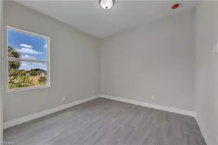 437 Mercedes Ct, Lehigh Acres, FL 33972 - Photo 27