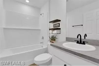 2825 NW 8th Pl, Cape Coral, FL 33993 - Photo 7