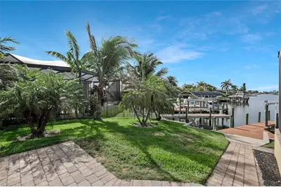 2724 Gleason Pkwy, Cape Coral, FL 33914 - Photo 31