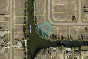 2118 NE 35th Ln, Cape Coral, FL 33909 - Photo 5