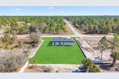 906 Capetown Ave, Lehigh Acres, FL 33974 - Photo 19