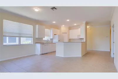 4725 Fairloop Run, Lehigh Acres, FL 33973 - Photo 5
