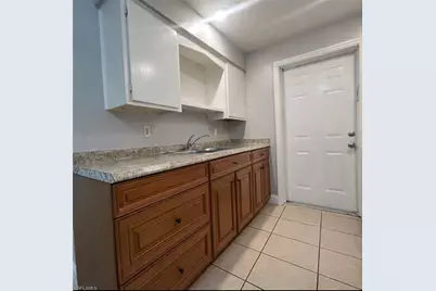919 Freemont St, Fort Myers, FL 33916 - Photo 7