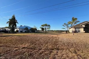 2611 NW 15th St, Cape Coral, FL 33993 - Photo 5