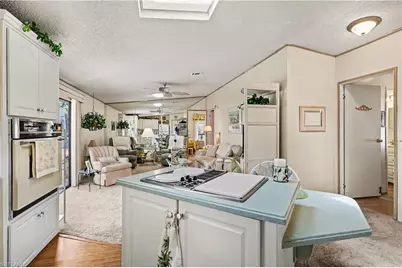 10473 Winchester Ct, Fort Myers, FL 33908 - Photo 9