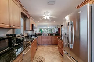 208 Cape Coral Pkwy E, Cape Coral, FL 33904 - Photo 9