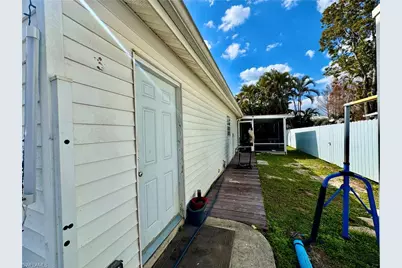 7123 Shannon Blvd, Fort Myers, FL 33908 - Photo 33