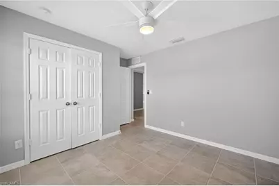 2925 NE 4th Pl, Cape Coral, FL 33909 - Photo 19