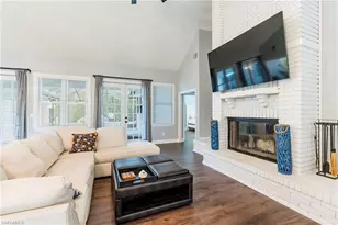 335 Sanctuary Dr, Crystal Beach, FL 34681 - Photo 11